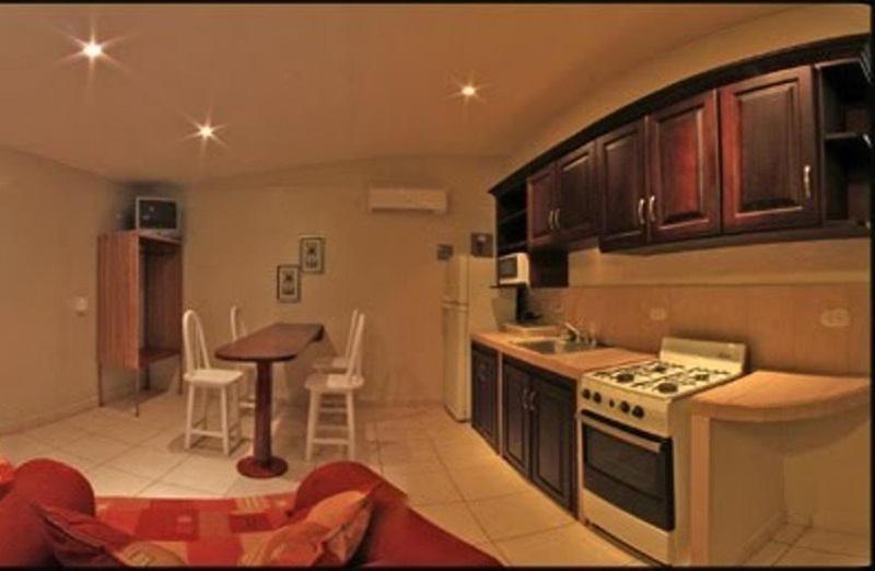 Hotel Savannah Playas del Coco الغرفة الصورة