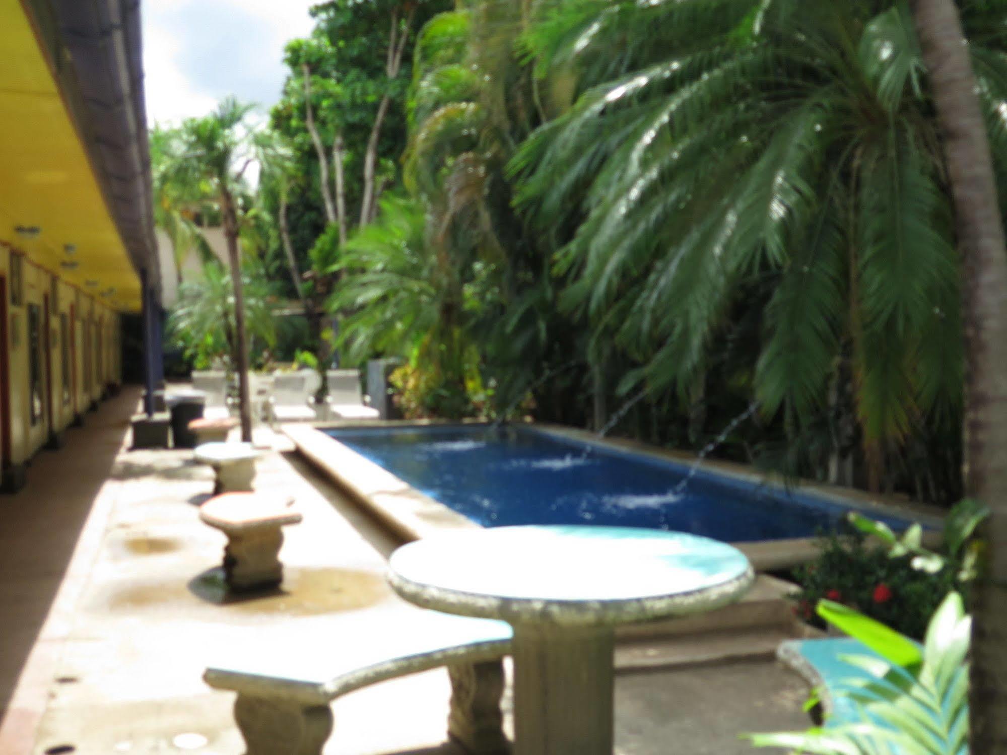 Hotel Savannah Playas del Coco المظهر الخارجي الصورة